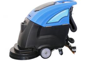 Khách hàng tìm đúng Công ty Hoàng Gia nhà phân phối máy chà sàn đẩy tay,